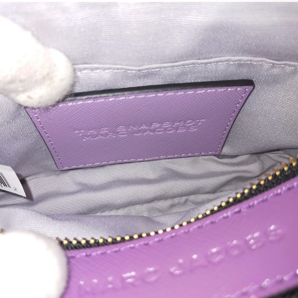 Marc Jacobs Lavender and White Bag - Picture 9 of 10